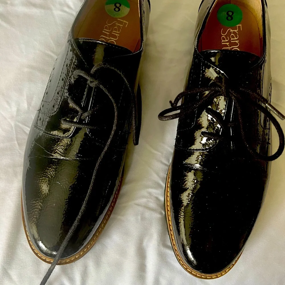 Shoes - Picture 1 of 5
